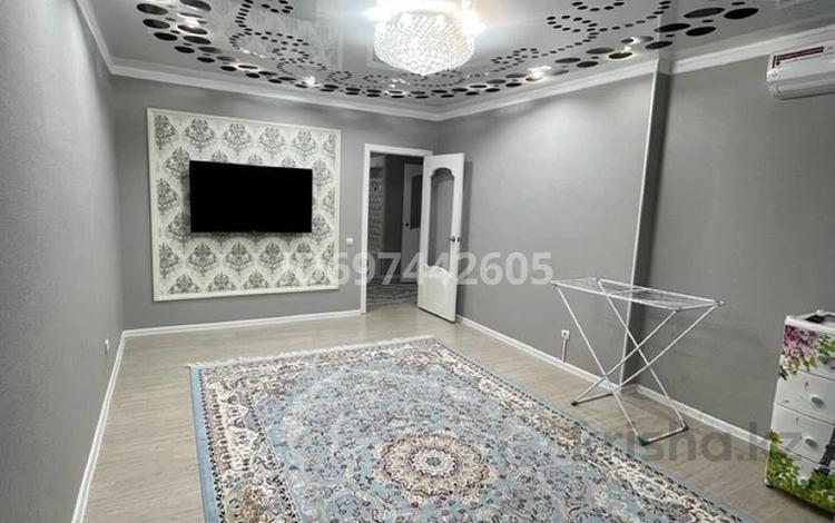 2-бөлмелі пәтер · 60 м² · 5 қабат, Строитель ш/а. 32/2, бағасы: 23 млн ₸ в Уральске, мкр Строитель — фото 2