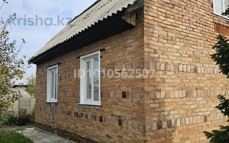 Отдельный дом · 2 комнаты · 60 м² · 10 сот., Карабаева 48 за 5.8 млн ₸ в Усть-Каменогорске, Ахмирово — фото 2