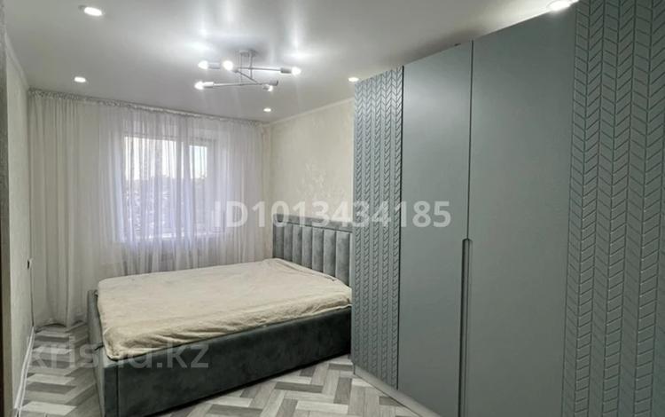 3-комнатная квартира · 60 м² · 3/5 этаж, Промышленная 22 за 14.5 млн ₸ в Абай — фото 2