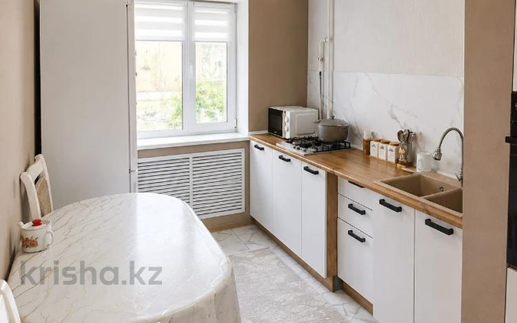 3-бөлмелі пәтер · 61.9 м² · 2/9 қабат, Кунаева, бағасы: 26.5 млн ₸ в Уральске — фото 2