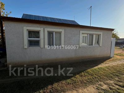 Жеке үй · 3 бөлме · 75 м² · 5 сот., ул. Бекимова 46, бағасы: 13.8 млн ₸ в Уральске, мкр Школьник