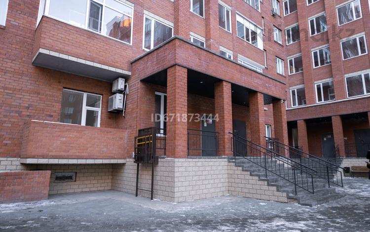 3-комнатная квартира, 84 м², 8/9 этаж, Камзина за 43 млн 〒 в Павлодаре — фото 16