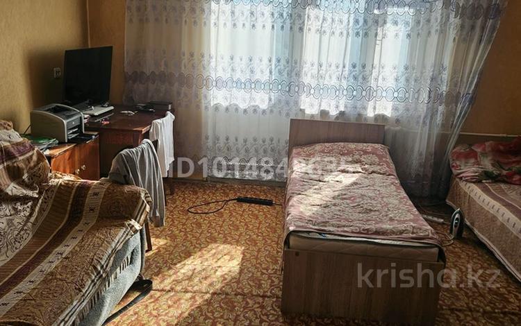 1 комната · 30 м² · 3/9 этаж, Ауэзова — Тайказан за 55 000 ₸ в Семее — фото 2