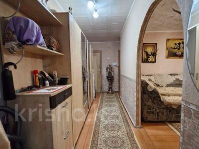 3-комнатная квартира · 63.7 м² · 3/9 этаж, Бозтаева за 20.5 млн 〒 в Семее