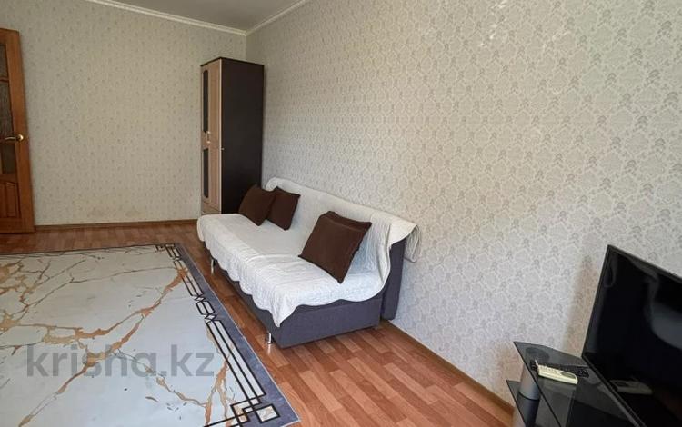 2-бөлмелі пәтер · 54 м² · 2/5 қабат, 1 ш/а, бағасы: 17.5 млн ₸ в Актобе, мкр 5 — фото 2