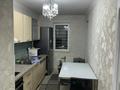 3-комнатная квартира · 90 м² · 8/16 этаж, мкр Аккент 56 за 350 000 ₸ в Алматы, Алатауский р-н — фото 3