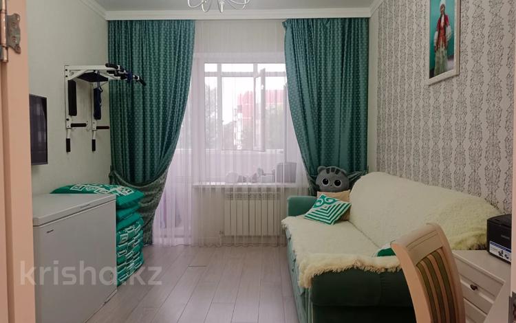 3-комнатная квартира · 83.2 м² · 2/5 этаж, мкр Юго-Восток, Степной 4 — частный детский сад "Малинка", Детский сад №42 "Тiлек", Гимназия №39 им. М. Жумабаева, Ясли-сад "Куаныш", Частная школа-детский сад "Альтер", Средняя школа №5, Ясли-сад "Еркетай. ТД "Алмаз" за 54 млн ₸ в Караганде, Казыбек би р-н — фото 2