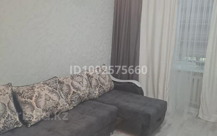 3-бөлмелі пәтер · 60 м² · 2/4 қабат, Ленинградская 48, бағасы: 130 000 ₸ в Шахтинске — фото 2