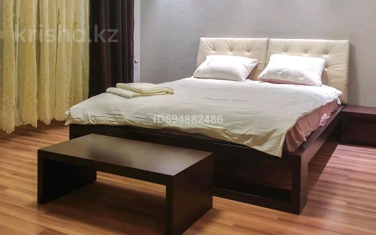1-бөлмелі пәтер · 50 м² · 8/14 қабат, Момышулы 14, бағасы: 2 000 ₸ в Астане, Алматы р-н — фото 2