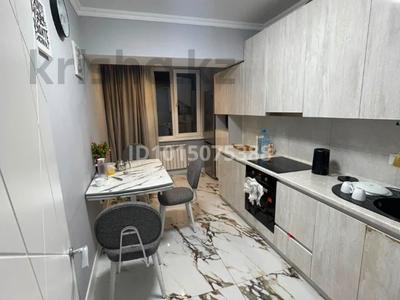 2-комнатная квартира · 65 м² · 3/12 этаж, Тулебаева 49/1 за 500 000 ₸ в Алматы, Медеуский р-н