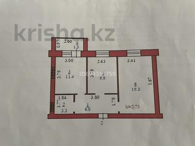 2-комнатная квартира, 52 м², 1/5 этаж, мкр. Алтын орда 25А за 18 млн 〒 в Актобе, мкр. Алтын орда