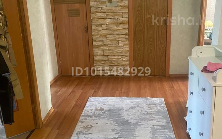 2-комнатная квартира · 52.4 м² · 4/5 этаж, Оралхан Бокея 25 — Школа №26, ТД Океан, Пицца Блюз за 27 млн ₸ в Усть-Каменогорске — фото 2