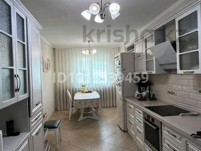 4-комнатная квартира · 140 м² · 5/15 этаж, Кабанбай батыра 46 за 86 млн ₸ в Астане, Есильский р-н