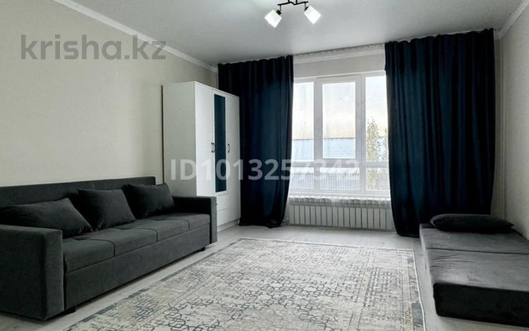 1-комнатная квартира · 33 м² · 3/10 этаж, мкр Аккент за 170 000 ₸ в Алматы, Алатауский р-н — фото 2