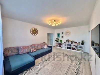 3-комнатная квартира · 100 м² · 9/9 этаж, мкр Аксай-3Б 30а за 50 млн 〒 в Алматы, Ауэзовский р-н