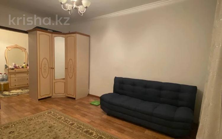 1-комнатная квартира, 43 м², 8/12 этаж, Кабанбай батыра 42