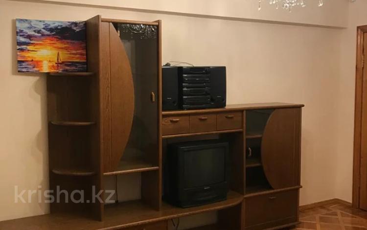 3-комнатная квартира · 90 м² · 2 этаж, мкр Самал-3, Достык 107 за 450 000 ₸ в Алматы, Медеуский р-н — фото 15