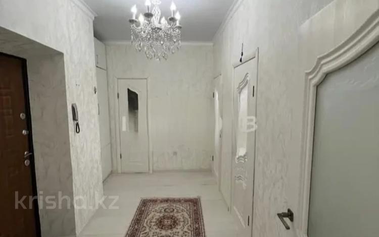 2-бөлмелі пәтер · 55 м² · 6/6 қабат, Алтын орда ш/а., бағасы: 18.6 млн ₸ в Актобе, мкр. Алтын орда — фото 2