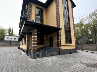 Свободное назначение, офисы, магазины и бутики, бани, гостиницы и зоны отдыха, медцентры и аптеки, образование, развлечения, конференц-залы, кабинеты и рабочие места, студии · 1200 м² за 12 млн 〒 в Алматы, Медеуский р-н