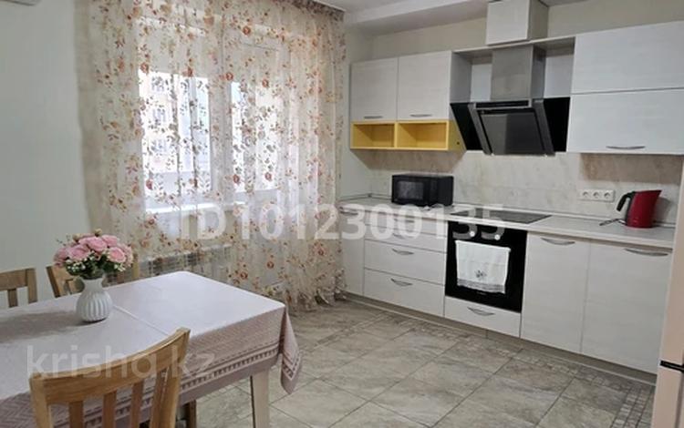 2-комнатная квартира · 70 м² · 10/25 этаж, Абиша Кекилбайулы 38 в за 64.5 млн ₸ в Алматы, Бостандыкский р-н — фото 3