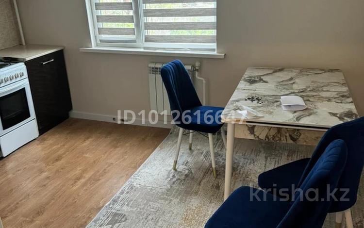 1-бөлмелі пәтер · 50 м² · 4/7 қабат, Каскелен 147, бағасы: 180 000 ₸ — фото 2