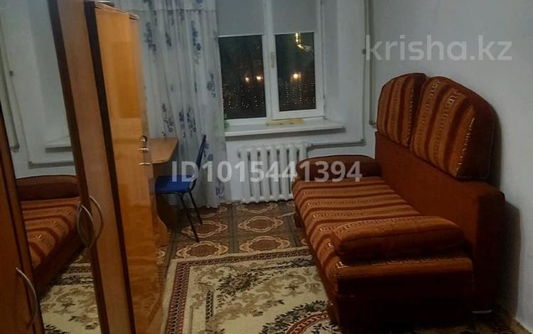 1 комната · 45 м² · 2/3 этаж, Азаттық 74 — Школа 14 за 60 000 ₸ в Атырау, мкр Жилгородок — фото 2