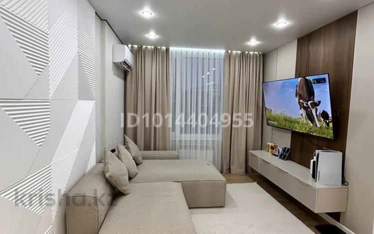 2-комнатная квартира · 42 м² · 7/13 этаж, Толе-Би 28/1 за 300 000 ₸ в Астане, Нура р-н — фото 2