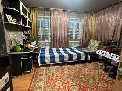 Жеке үй · 3 бөлме · 60 м² · 18 сот., Депутатов, бағасы: 15.8 млн ₸ в Усть-Каменогорске