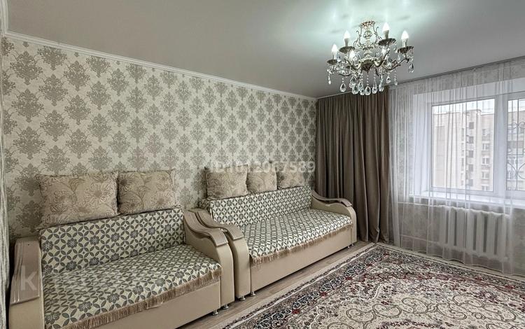 4-бөлмелі пәтер · 80 м² · 8/9 қабат, мкр Юго-Восток, 30й микрорайон 3/2 — Гапеева, бағасы: 27.5 млн ₸ в Караганде, Казыбек би р-н — фото 2