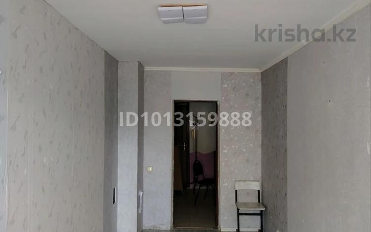 Офисы, образование, кабинеты и рабочие места · 26 м² за 70 000 ₸ в Актобе, мкр 12 — фото 2
