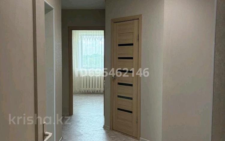 1-бөлмелі пәтер · 51.1 м² · 5/5 қабат, Кизатова 3д — Военный институт, бағасы: 17 млн ₸ в Петропавловске — фото 25