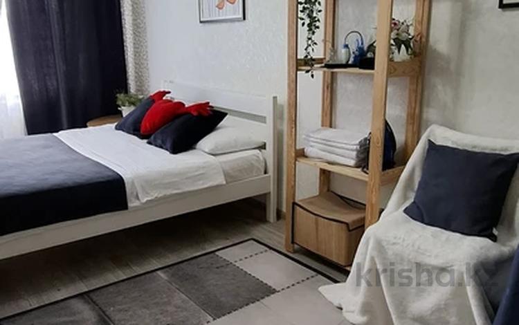 1-комнатная квартира · 32 м² · 5/5 этаж, Михаэлиса 4/1 — Магазин Гаризонт за 12 000 〒 в Усть-Каменогорске, Ульбинский — фото 155