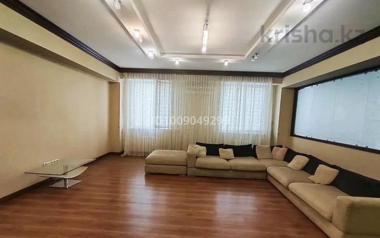 4-бөлмелі пәтер · 185 м², мкр Жетысу-2 2а — Саина Улугбека, бағасы: 170 млн ₸ в Алматы, Ауэзовский р-н — фото 2