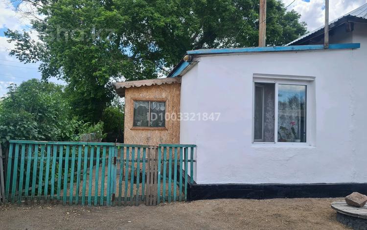 Часть дома · 3 комнаты · 50 м² · 10 сот., Медео 7 — Дом находится возле детского сада, акимат сельского округа, больница за 8 млн ₸ в Новоишимке — фото 3