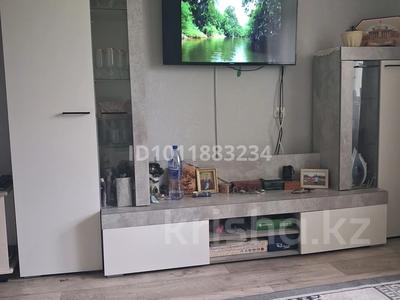 2-комнатная квартира · 48.7 м² · 2/5 этаж, мкр Алатау (ИЯФ), Жетбаева 45 за 38.5 млн ₸ в Алматы, Медеуский р-н