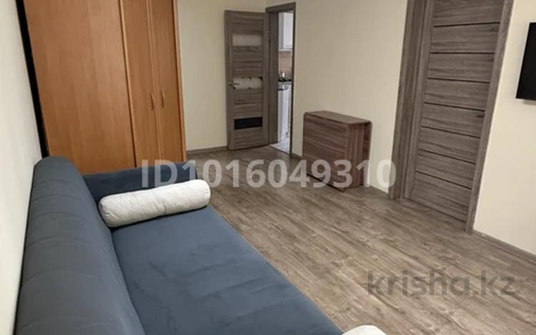 2-комнатная квартира · 40 м² · 1/3 этаж, Ауэзова за 300 000 ₸ в Алматы, Бостандыкский р-н — фото 2