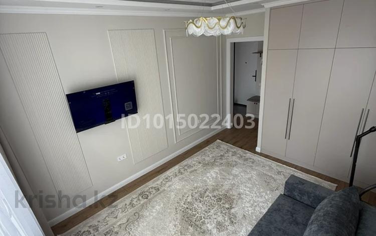 1-комнатная квартира · 36.6 м² · 8/9 этаж, Е-899 5 за 280 000 ₸ в Астане, Нура р-н — фото 2