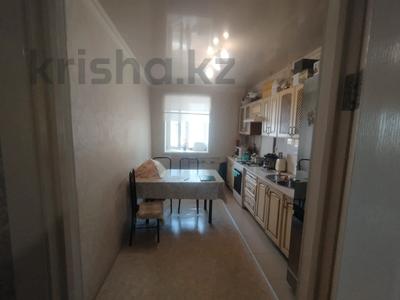 2-бөлмелі пәтер · 71.7 м² · 4/10 қабат, мкр. Алтын орда, алия молдагулова, бағасы: 25 млн ₸ в Актобе