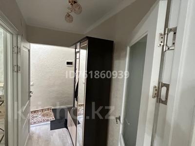 Аренда квартир в Алматы: 2-комнатная квартира · 44 м² · 2/5 этаж, мкр Казахфильм 17 — Исеналиева за 330 000 〒 2-комнатная квартира · 44 м² · 2/5 этаж, мкр Казахфильм 17 — Исеналиева за 330 000 〒 в Алматы, Бостандыкский р-н