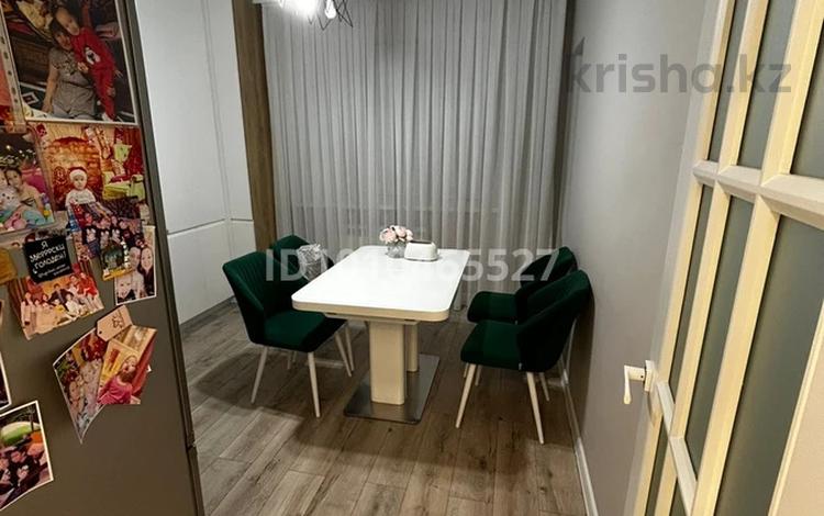3-бөлмелі пәтер · 87 м² · 2/5 қабат, мкр. Алтын орда 10 Л корпус 1, бағасы: 38.9 млн ₸ в Актобе — фото 19