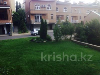 Часть дома · 5 комнат · 330 м² · 2 сот., мкр Самал-3, Мендыкулова — Аль-Фараби за 2.3 млн ₸ в Алматы, Медеуский р-н