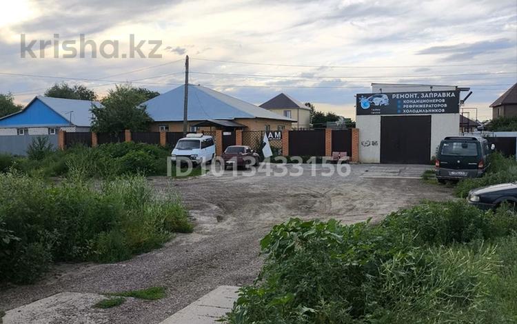 Отдельный дом · 3 комнаты · 125 м² · 12 сот., Магистральная 2/4 за 48 млн ₸ в Уральске — фото 2