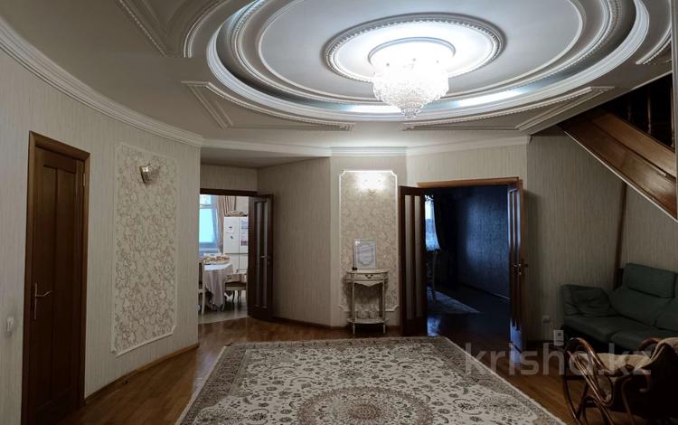 7-комнатная квартира · 272.1 м² · 4/5 этаж, Абая 110/1 за ~ 99.3 млн ₸ в Павлодаре — фото 2