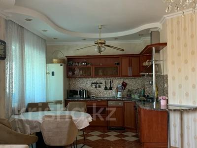 Аренда квартир в Астане: 3-комнатная квартира · 87 м² · 2/4 этаж, Туран 9 за 370 000 〒 3-комнатная квартира · 87 м² · 2/4 этаж, Туран 9 за 370 000 〒 в Астане, Есильский р-н