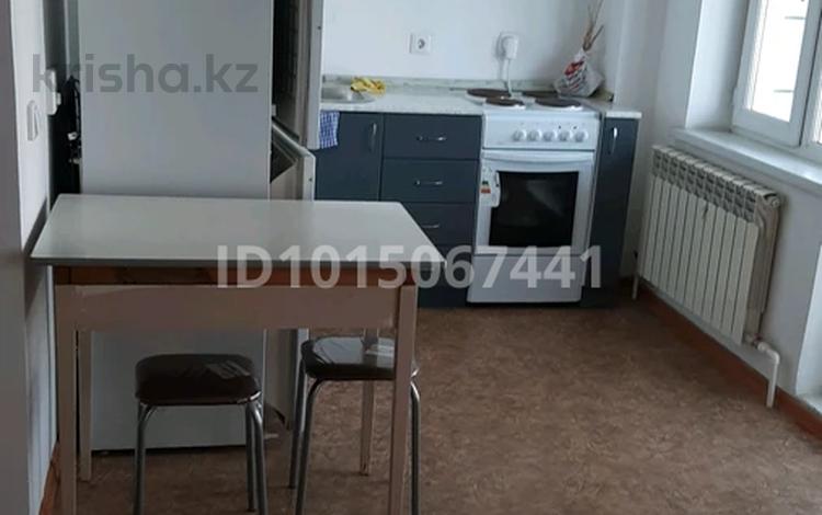 1-бөлмелі пәтер · 40 м² · 5/25 қабат, Юго-Восток ш/а., Микрорайон Байкена Ашимова, бағасы: 180 000 ₸ в Караганде, Казыбек би р-н — фото 2