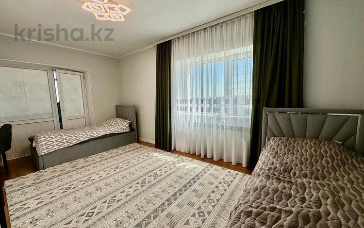 3-комнатная квартира · 107.4 м² · 4/16 этаж, мкр Мамыр-1 29 за 96 млн ₸ в Алматы, Ауэзовский р-н — фото 19