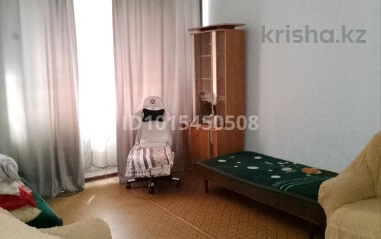 1-комнатная квартира · 46 м² · 3/5 этаж, Массив Карасу 18 за 90 000 ₸ в Таразе — фото 2