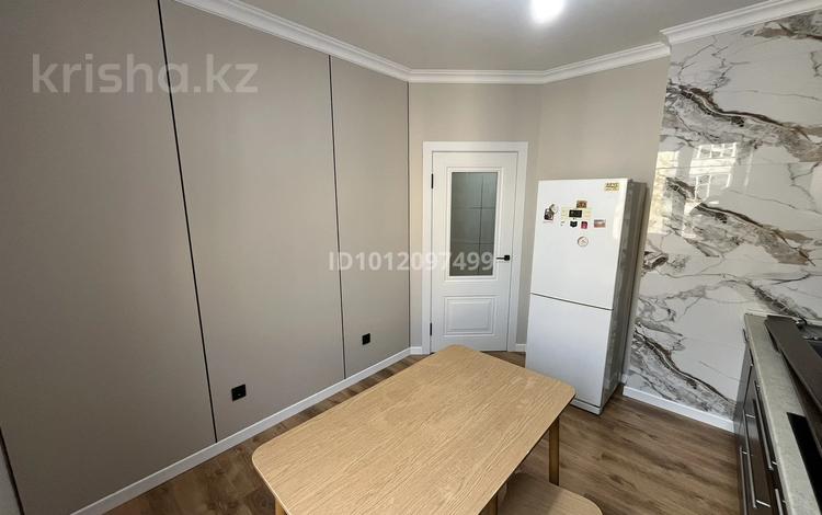 1-бөлмелі пәтер · 38.6 м² · 8/9 қабат, мкр Аксай-1А 31б — Райымбек батыра - Яссауи, бағасы: 28.3 млн ₸ в Алматы, Ауэзовский р-н — фото 6