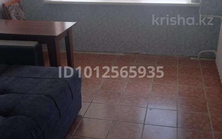 1-бөлмелі пәтер · 31 м² · 1/5 қабат, 1 микрорайон 2, бағасы: 100 000 ₸ в Семее — фото 2