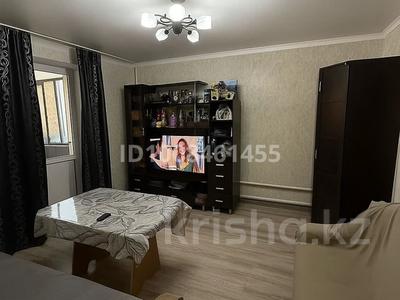 1-бөлмелі пәтер · 39 м² · 8/12 қабат, Ақсай-1А ш/а. 11, бағасы: 30 млн ₸ в Алматы, Ауэзовский р-н